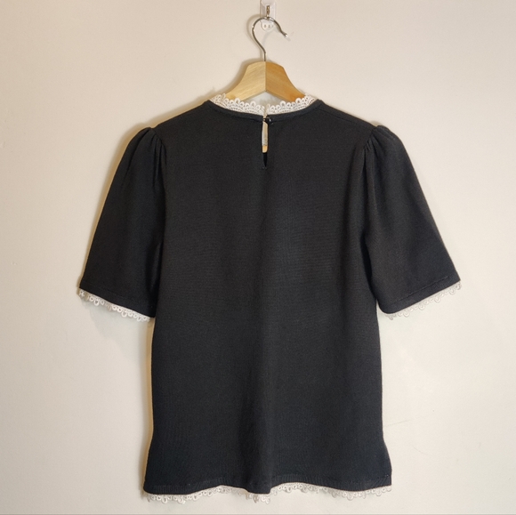 Adrianna Papell Black Knit Sweater Blouse White Scalloped Lace Trim - Picture 4 of 12